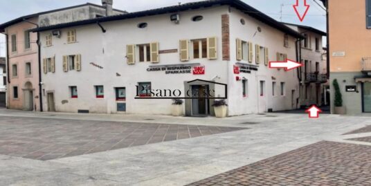 RIF. 08/25 VENDESI CENTRO STORICO ESCLUSIVA OPPORTUNITÀ DI INVESTIMENTO A REDDITO