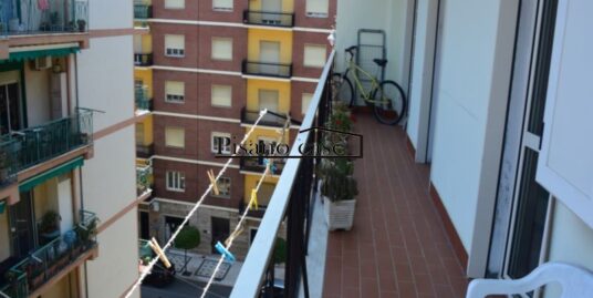 Rif. 13/26 VENDESI GRAZIOSO APPARTAMENTO IN ZONA CENTRALISSIMA